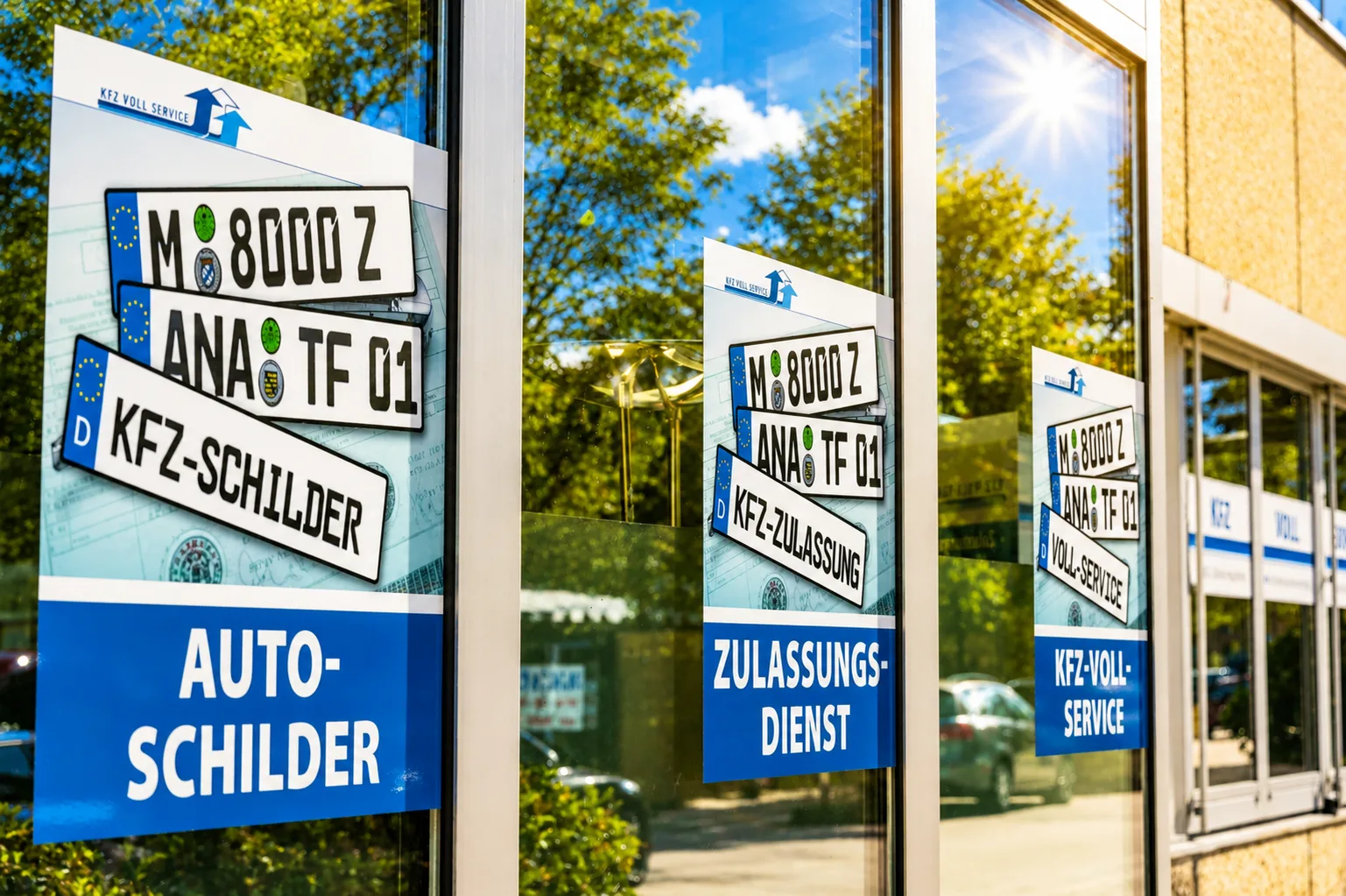 KFZ-Voll-Service München — Video starten